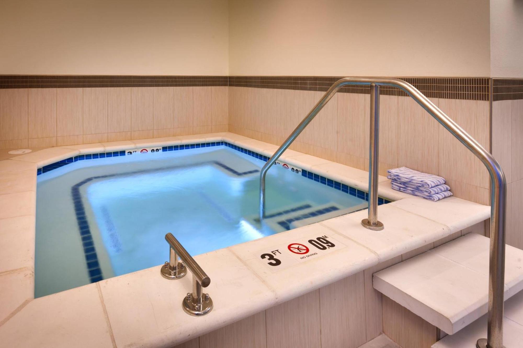 Fairfield Inn & Suites By Marriott Salt Lake City Мидвейл Екстериор снимка